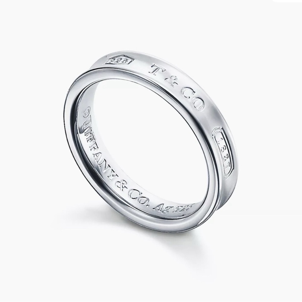 💙 Tiffany & Co. Sterling Silver Band authentic classic!